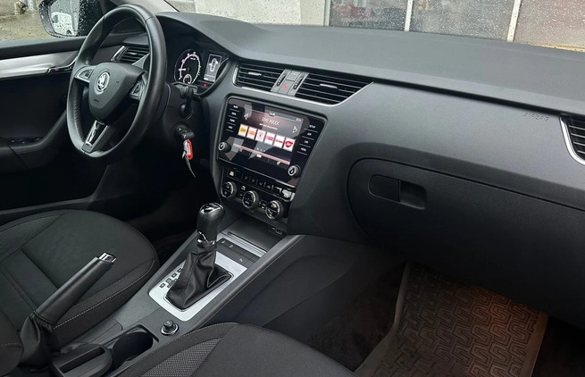 Skoda Octavia cena 65900 przebieg: 118000, rok produkcji 2019 z Poznań małe 154